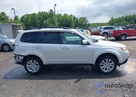 2013 Subaru Forester 2.5X Limited из США, поврежденный, VIN JF2SHAEC1DH424578